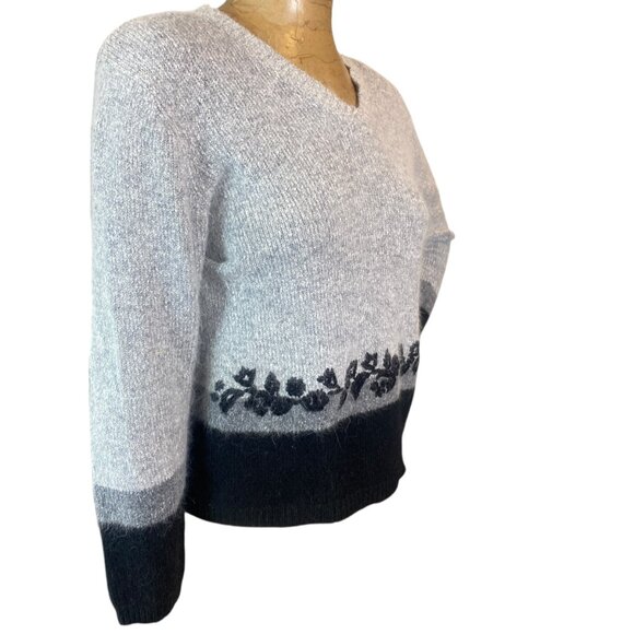 VTG Garland Super Soft Silk Angora Blend V-Neck Sweater Gray/Black Sz M #289P - Picture 2 of 7